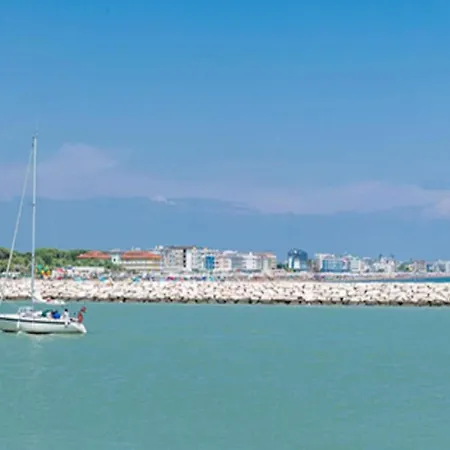 Spacious In Caorle With Shared Pool Apartment La Fagiana